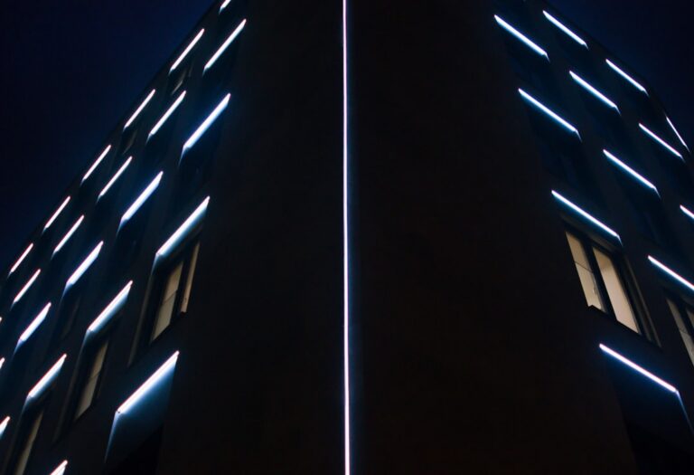 LED panel light vs ring light for streaming